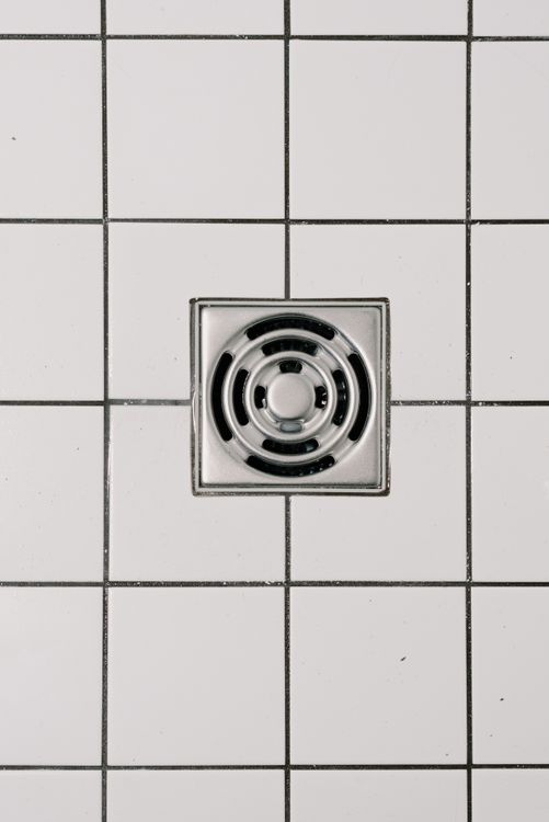 Loodgieter lost douche putje ontstoppen op in Tilburg